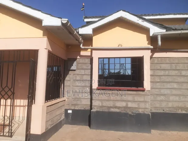 3bdrm Bungalow in Kwa Kairu for rent