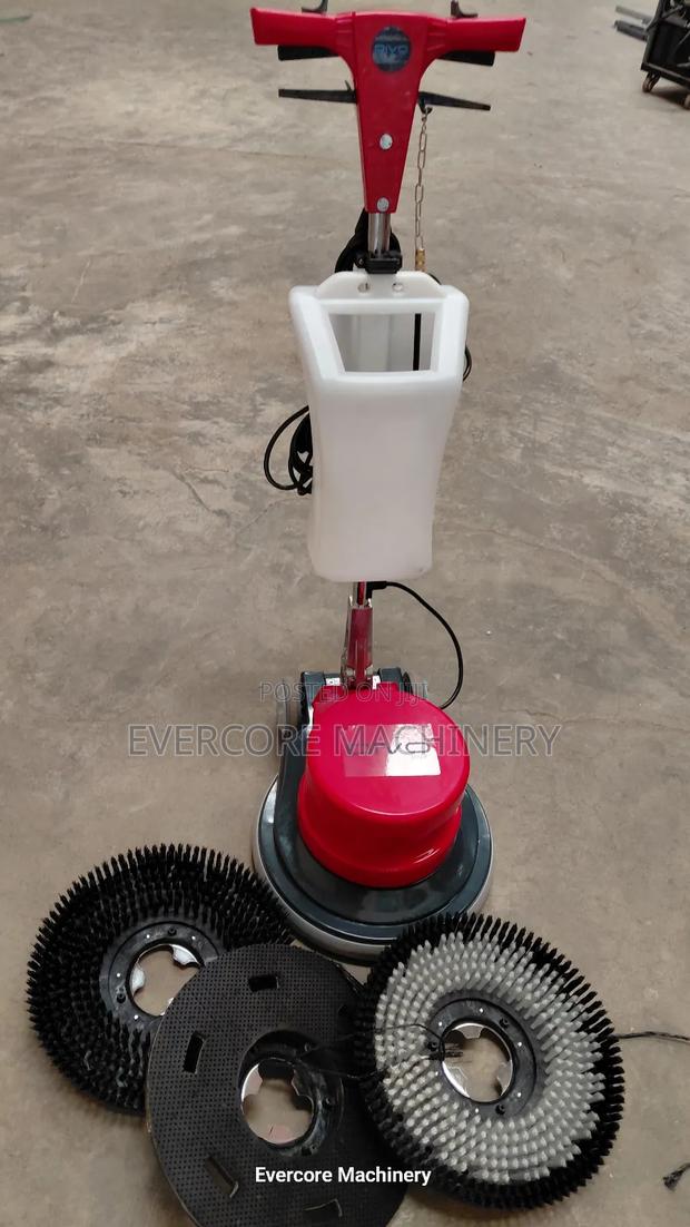 Best Quality Floor/Carpet Scrubbing Machine With Brushes - thumbnail 2