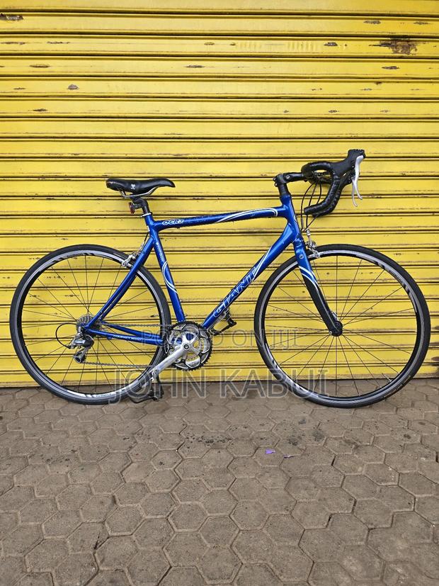 Giant Ocr3 Roadbike - thumbnail 2