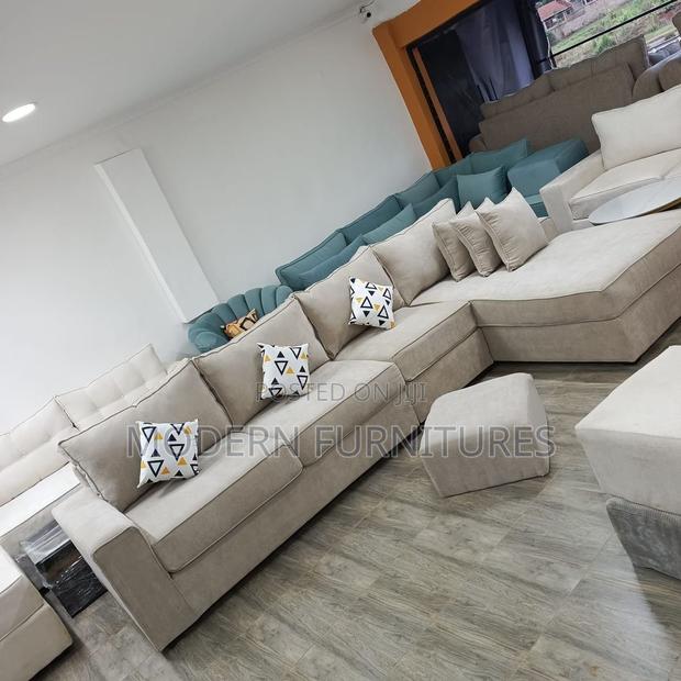 Classy And Modern L Shaped Sofa(7 Seater)