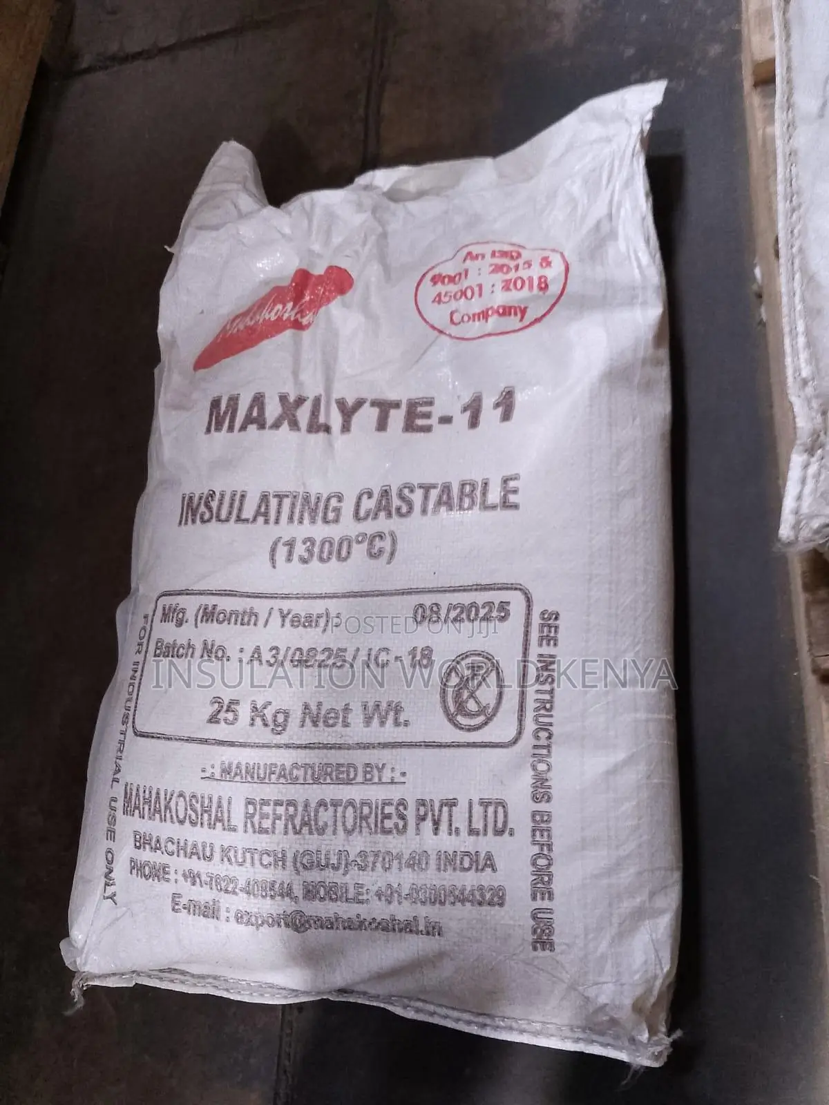 Maxlyte 11 Insulating Refractory Cement 1300°C for Furnace Back-Up