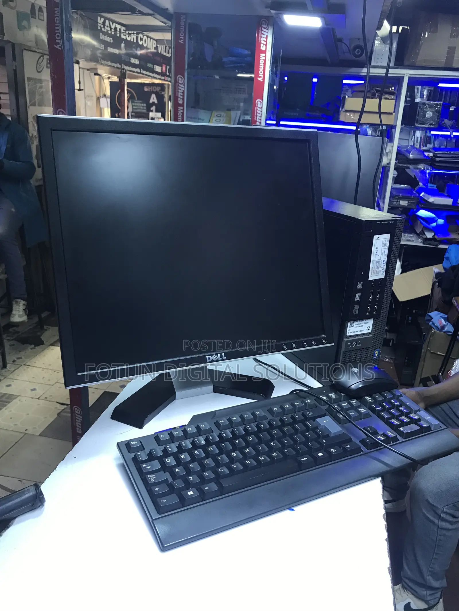 Desktop Computer Dell OptiPlex 7010 4GB Intel Core I5 HDD 500GB