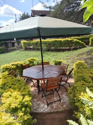 6-Wooden Metallic Garden Set