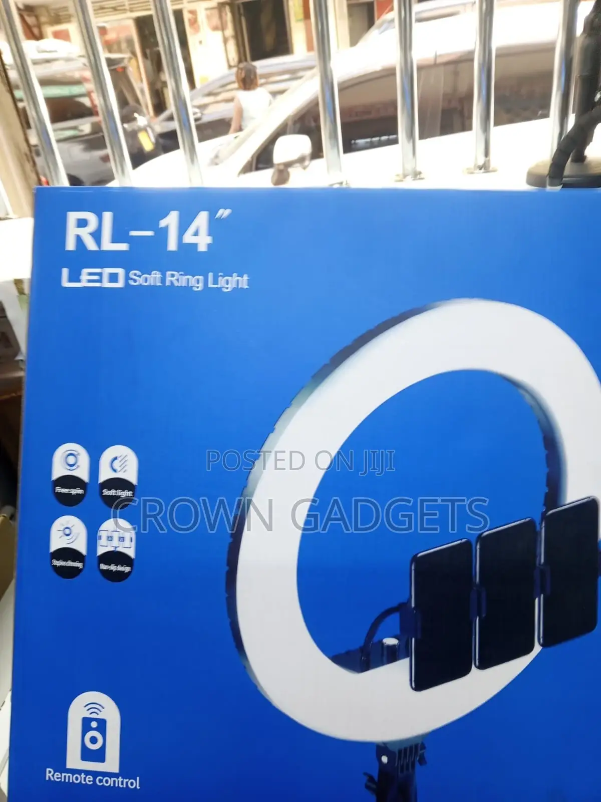 14-Inch Rl-14 Ring Light With Stand, Remote Phone Holders