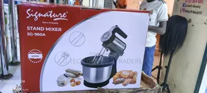 Signature 4l Commercial Stand Mixer, Stainless Steel Bowl 1000w