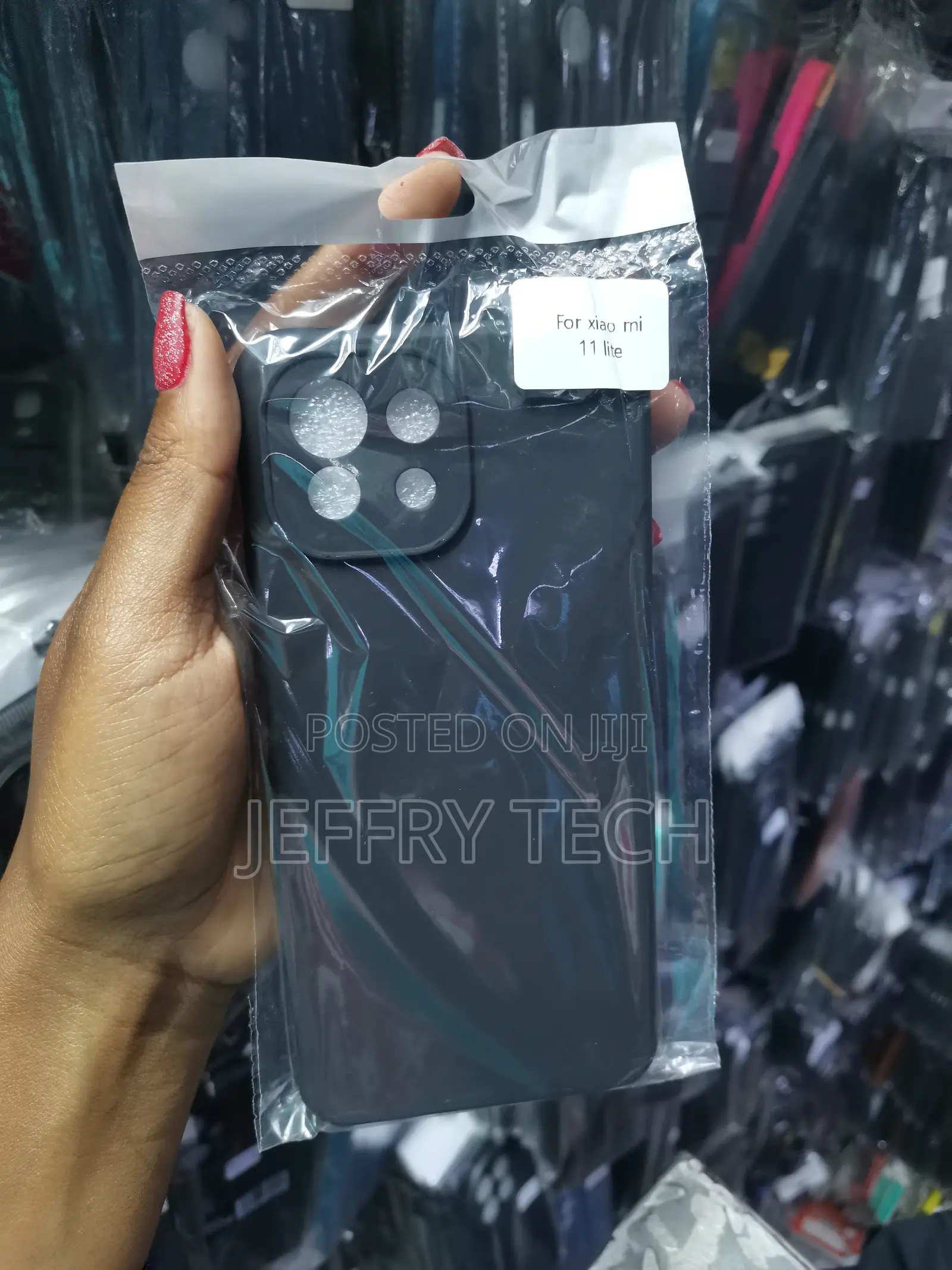 Multro Xiaomi 11 Lite Tpu Soft Silicon Rubberised Matte Cover