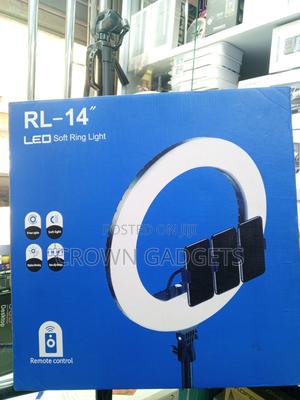 Usb Powered 14-Inch Led Ring Light With Remote Control - thumbnail 2
