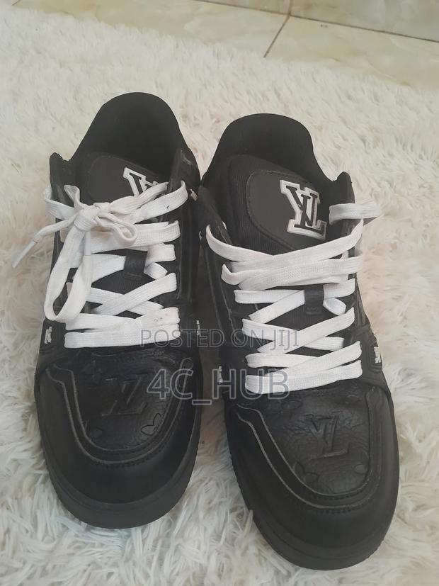 Sneakers Shoes - thumbnail 2