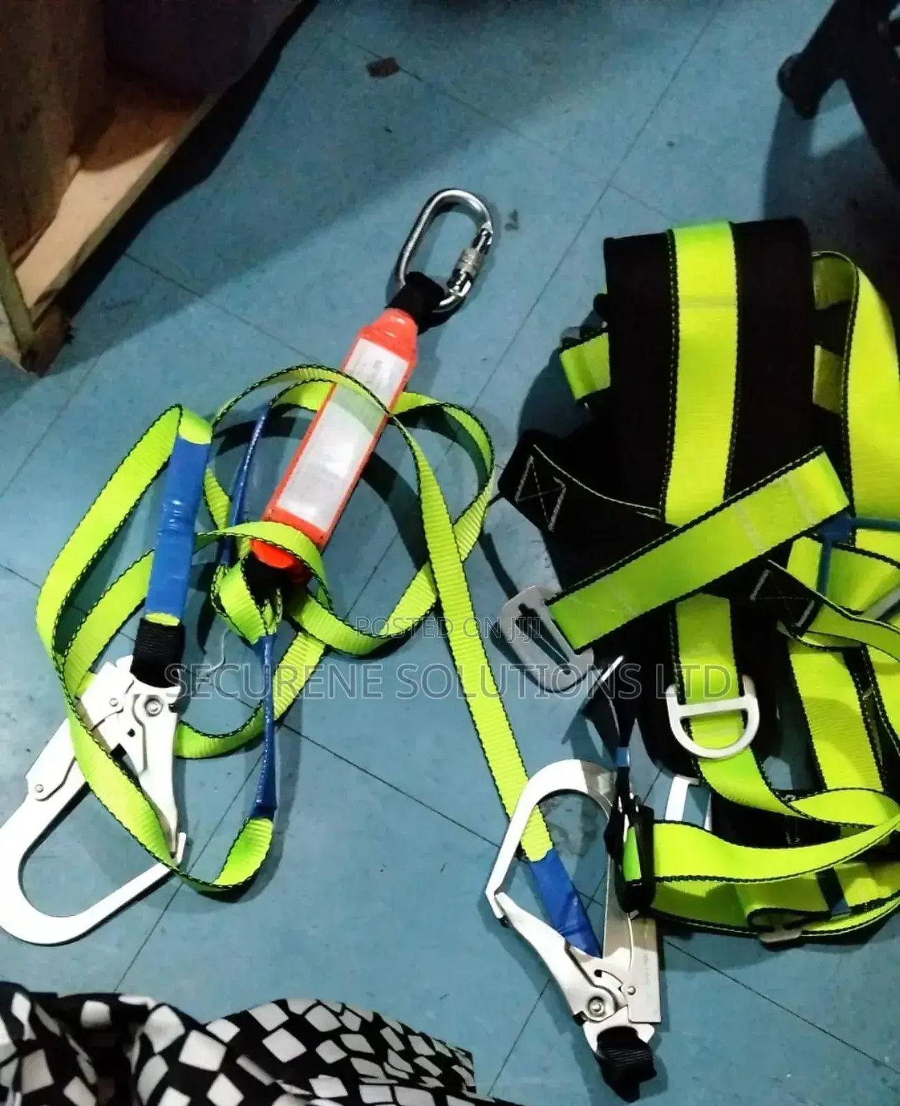 Full-body Safety Harness
