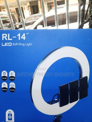 Rl-14 Led Soft Ring Light With Remote & Adjustable Color Temperature - thumbnail 2