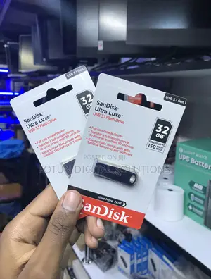 Sandisk Ultra Luxe 32gb Flash Drive - Elegant Tech Gift