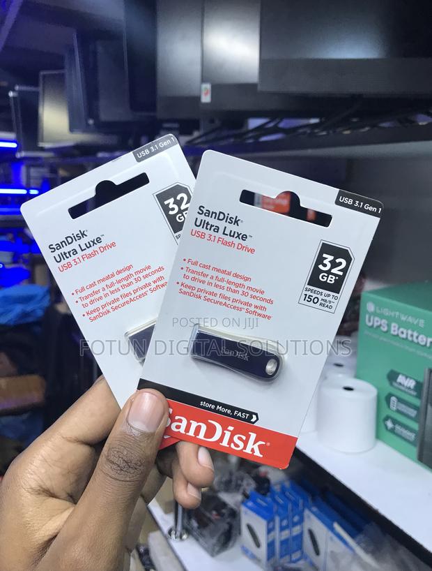 Sandisk Ultra Luxe 32gb Flash Drive - Elegant Tech Gift