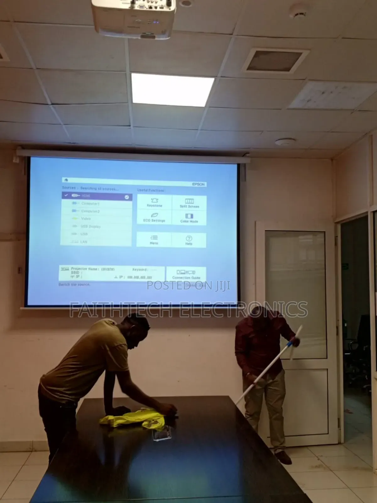 “Motorized Projector Screen 96"By 96"