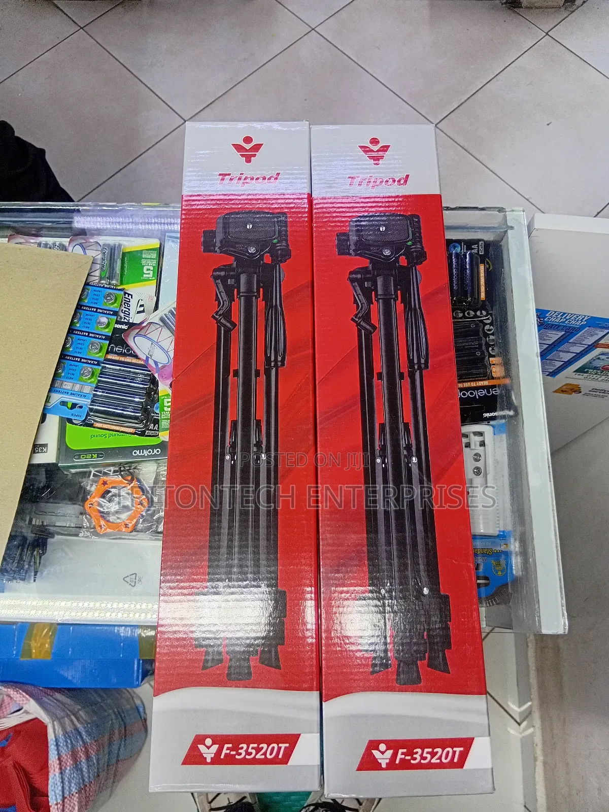 F 3520 Tripod Stand for Phone and Camera