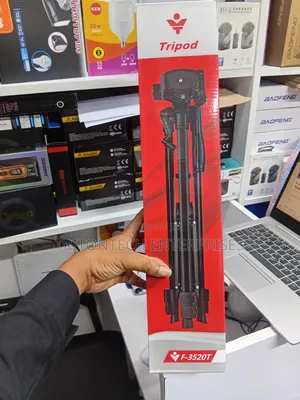 F 3520 Tripod Stand for Phone and Camera