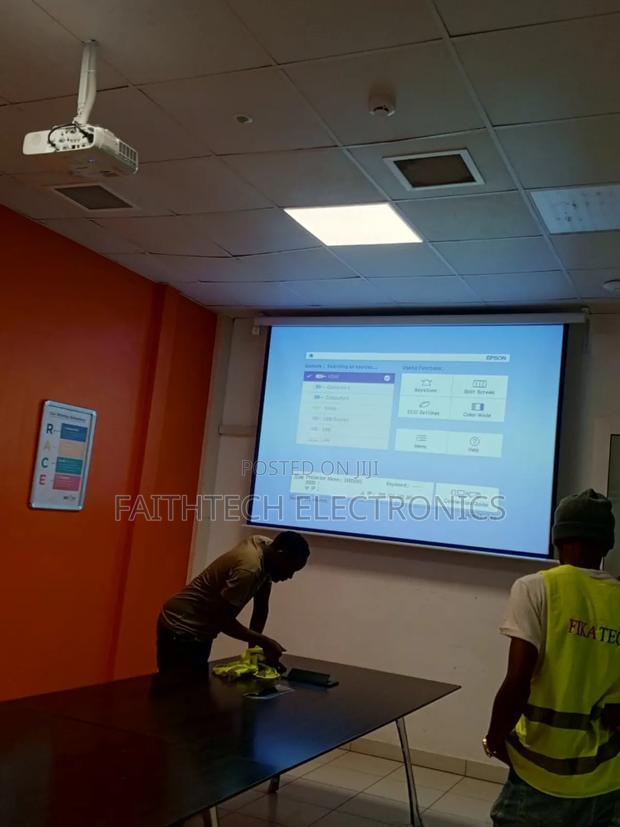 Automatic Projector Screen for Sale – Remote Controlled 120" by 120"