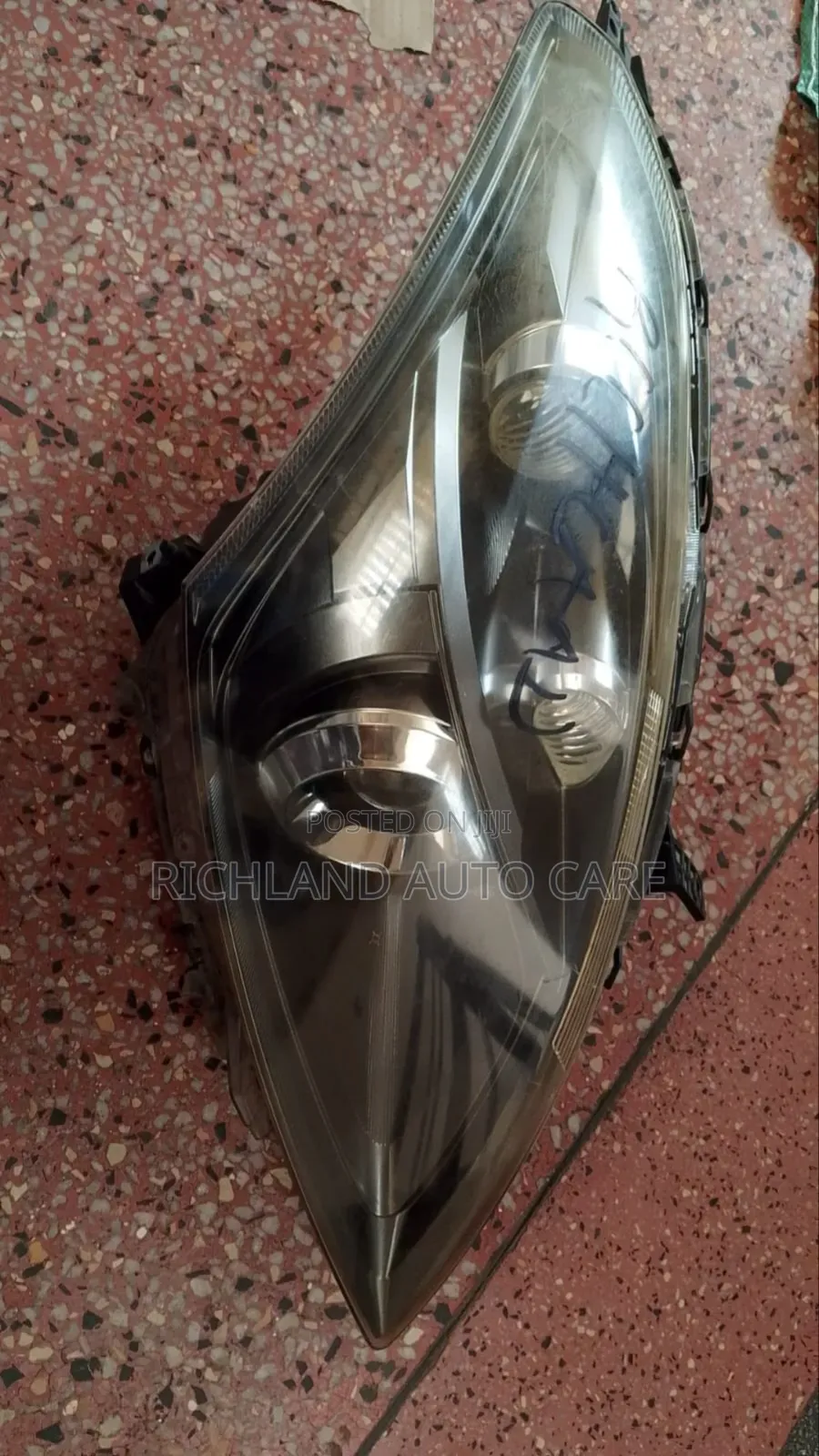 Headlight Suzuki Swift Zc72s