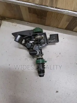 Impact Sprinkler Head. Overhead Water Sprinkler