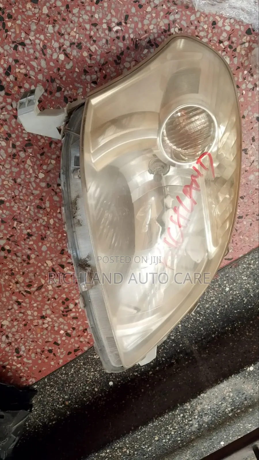 Headlight Raum Ncz20