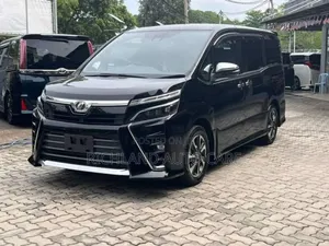 Headlight Voxy 2018