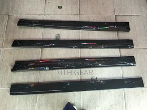 Side Skirts (Black)