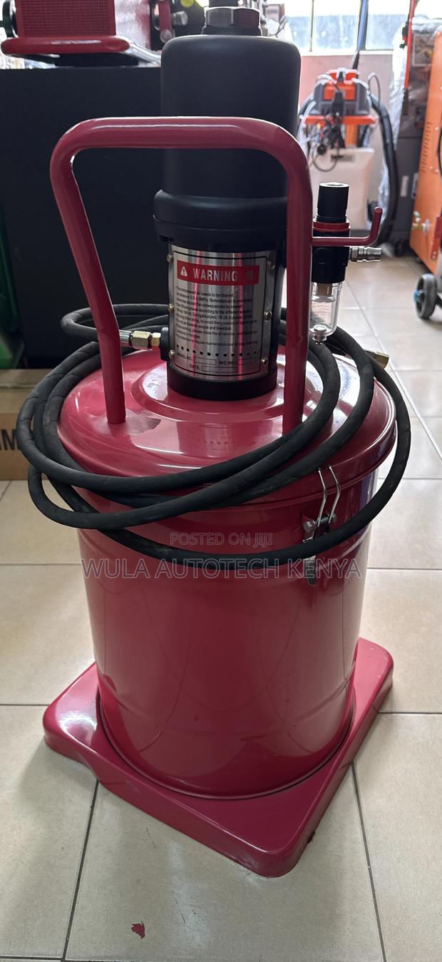 Pneumatic Grease Pump - thumbnail 2