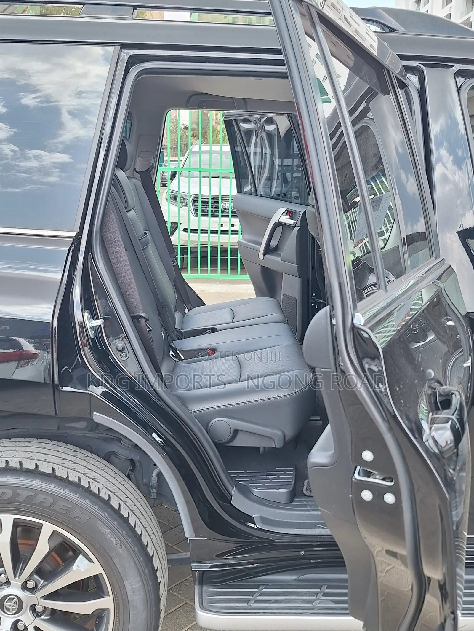 Toyota Land Cruiser Prado 2019 Black