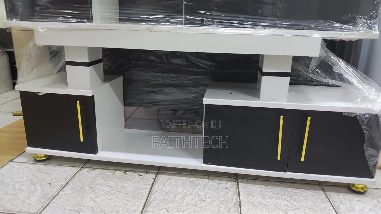 Istanbul 1 Modern Tv Stand With Led Lights