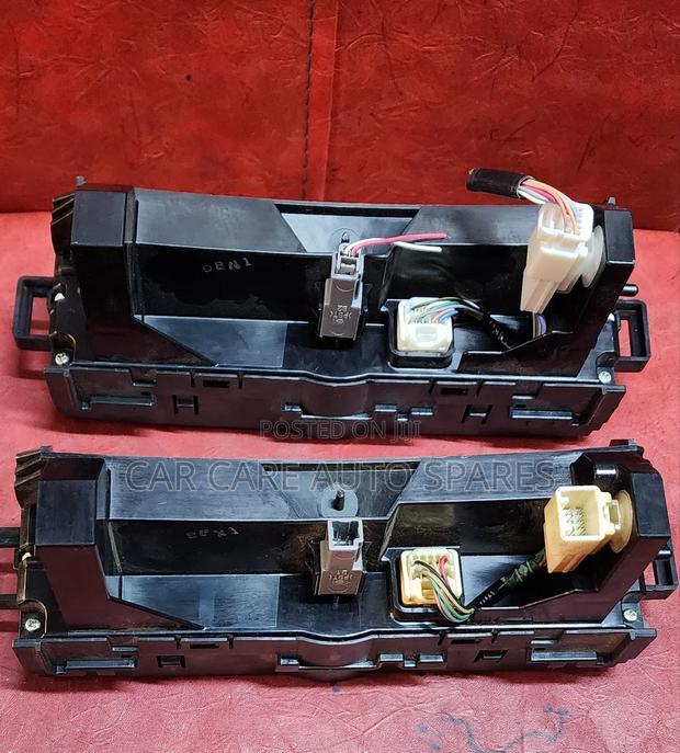 Premio 260 Ac Controller Ex-Japan - thumbnail 3