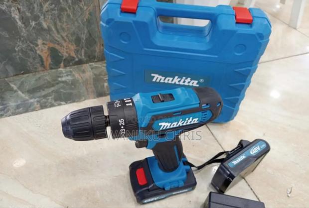 Handy Makita Drill/Drill