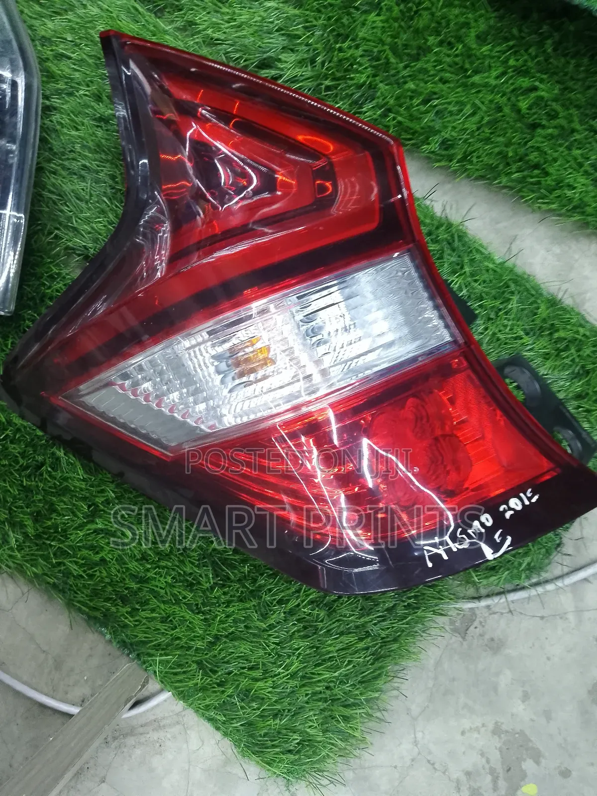 Top Quality Ex Japan Nissan Note Backlight Available