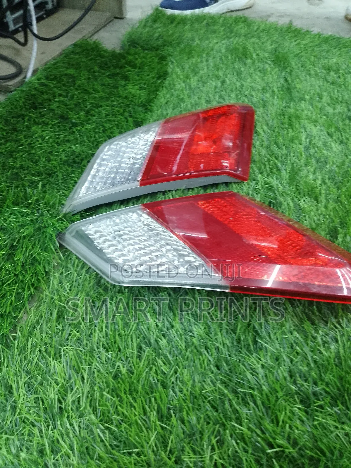 High Quality Ex Japan Toyota Premio 260 Bootlights Available