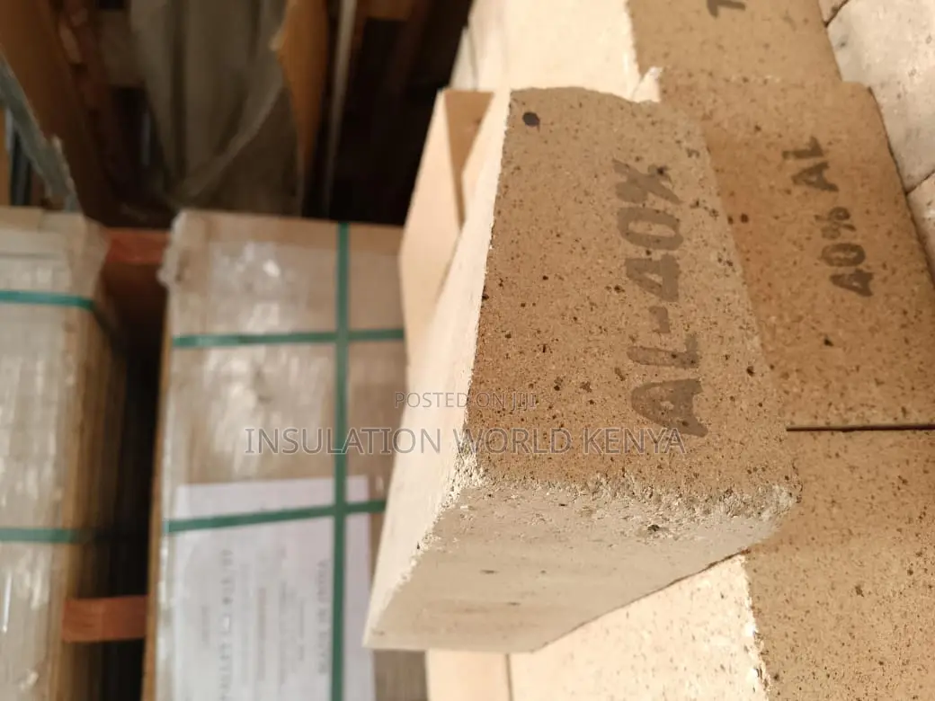 40% Alumina Side Arch Taper Firebrick 1600°C for Furnace Kiln Arches