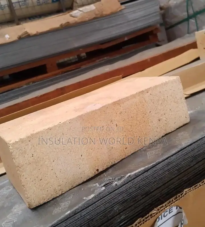 40% Alumina End Arch Firebrick 1600°C – 230×115×75/65mm