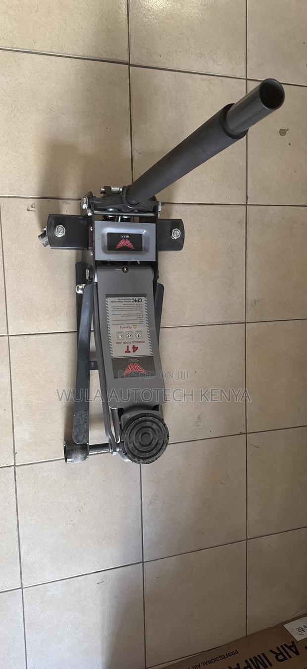 The Hydraulic Trolley Jack 4t - thumbnail 3