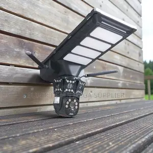 Human Movement Detection 4g PTZ Surveillance Camera Solar Street Light