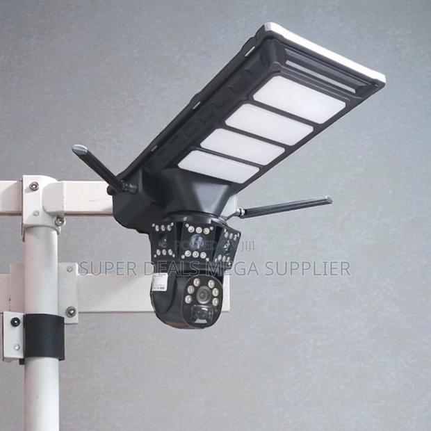 Top Quality 4g PTZ Night Vision Security Camera Solar Street Light