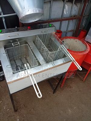 Electric Chips Deep Fryer, Double Tanks 38 Litres Capacity - thumbnail 2