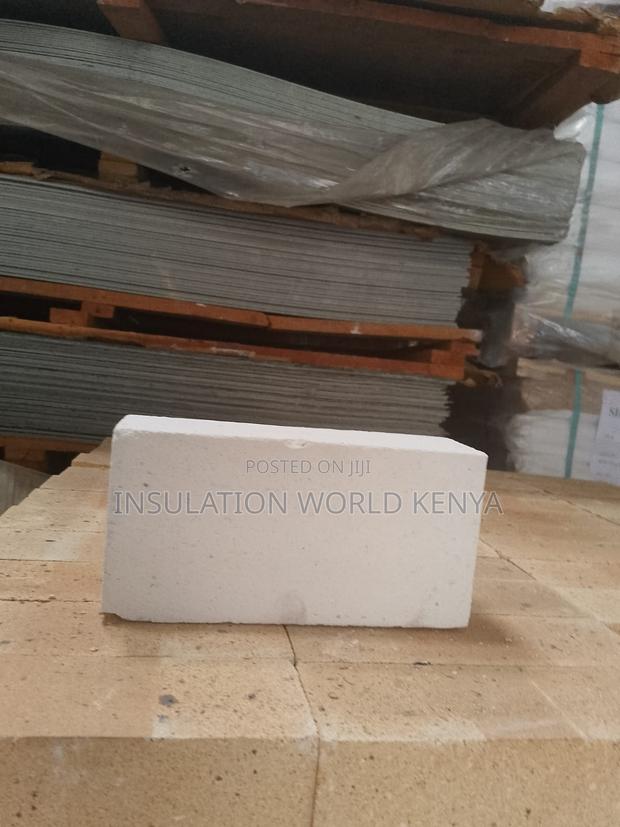 Insulating Firebricks 1000°C – For Kilns Furnaces