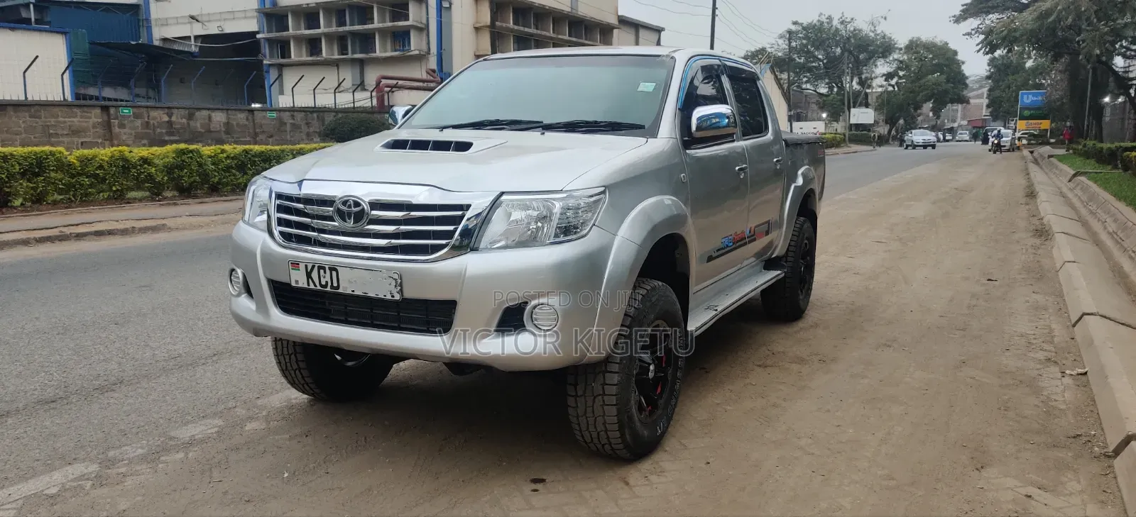 Toyota Hilux 3.0 D-4D Double Cab 2008 Gray