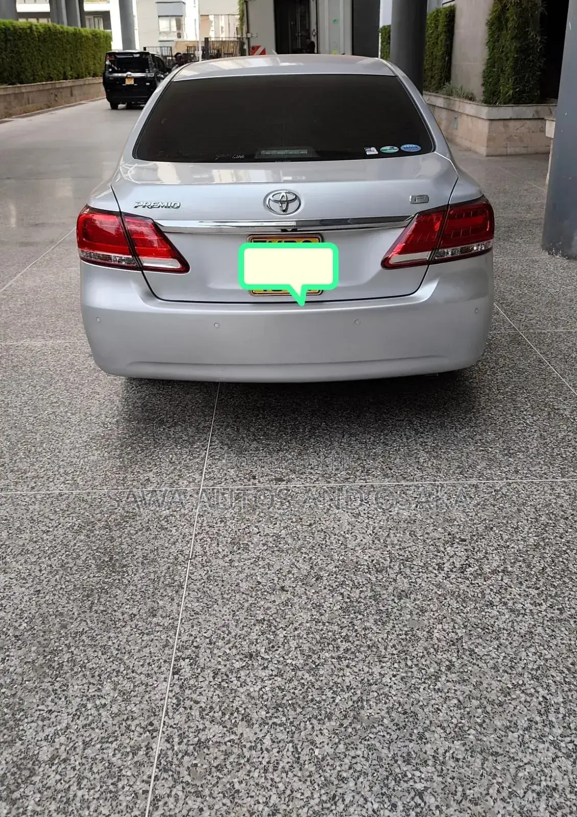 Toyota Premio 2018 Silver
