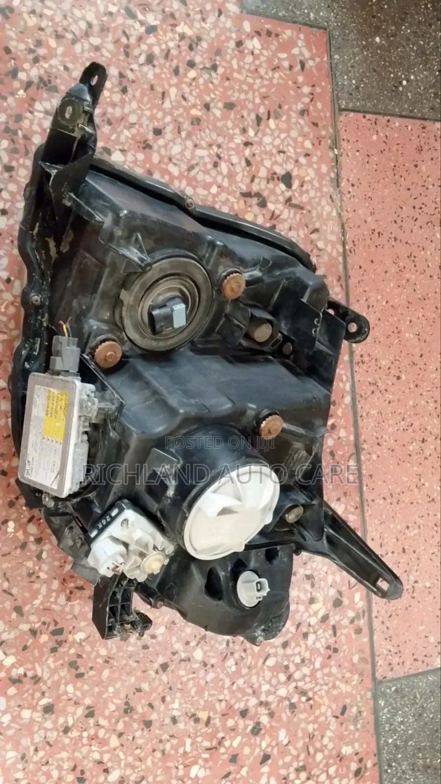 Mistrubishi Pajero V93
