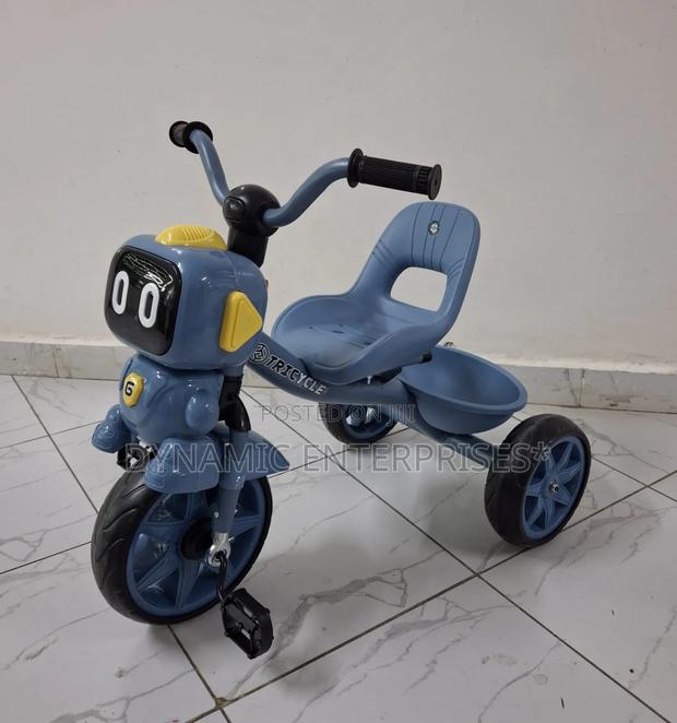 Child's Tricycle - main view