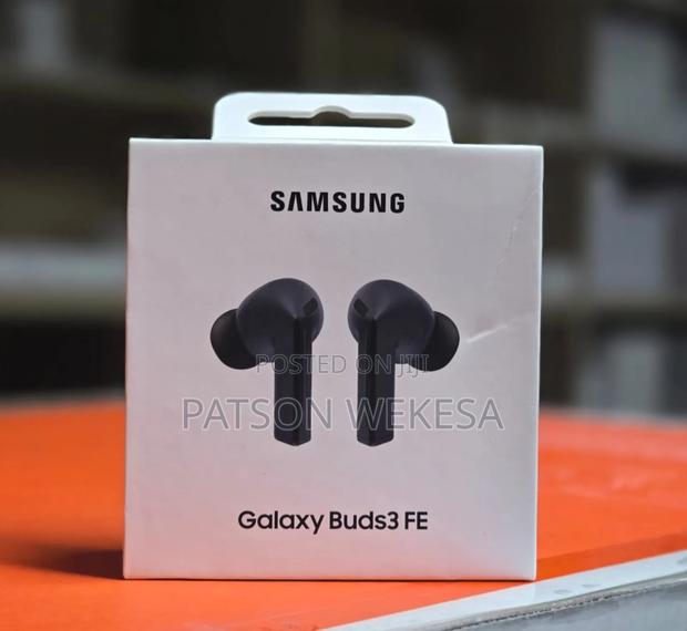 Samsung Galaxy Buds3 Fe - main view