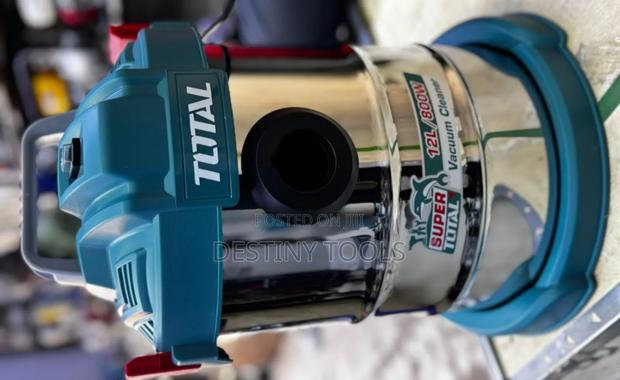 Total Vacuum Cleaner 12l