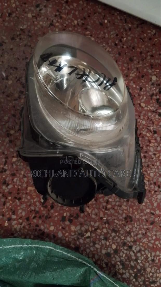 Headlight Nissan Juke - thumbnail 3