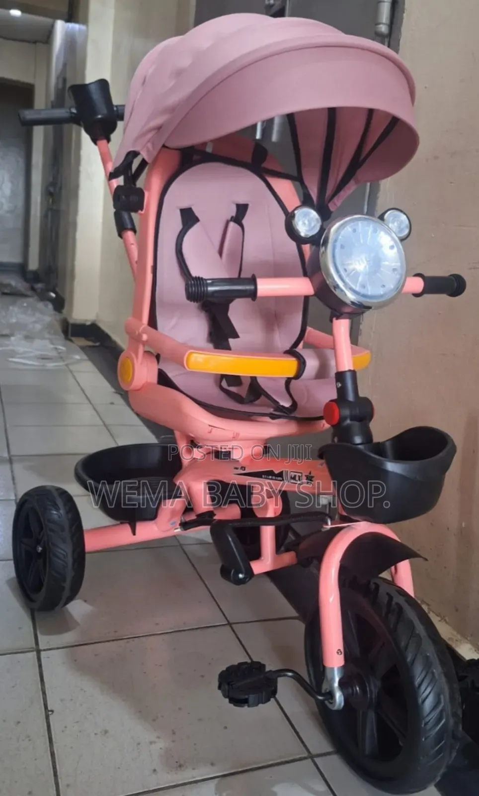 Baby Tricycle With Swivel Seat/Lights/Retractable Footrest