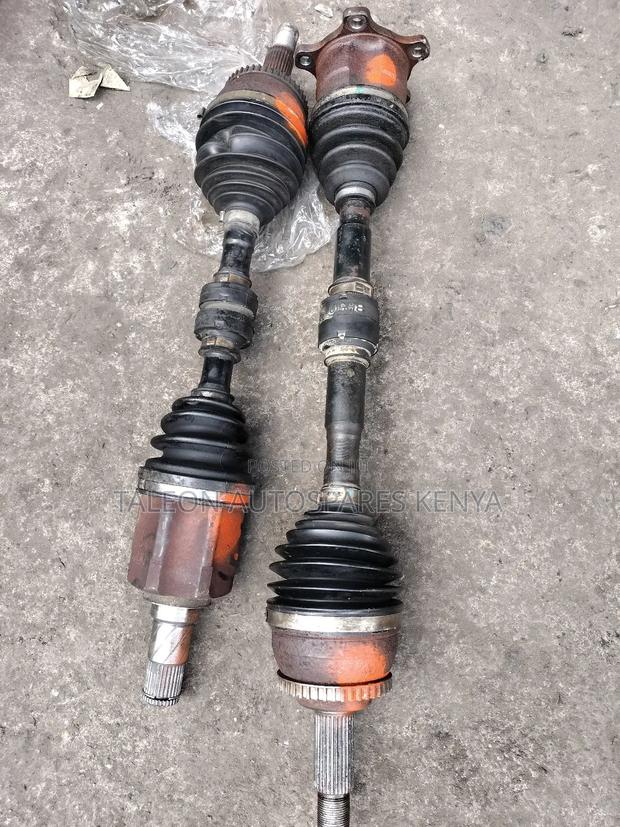 Nissan Xtrail Nt30 Driveshafts