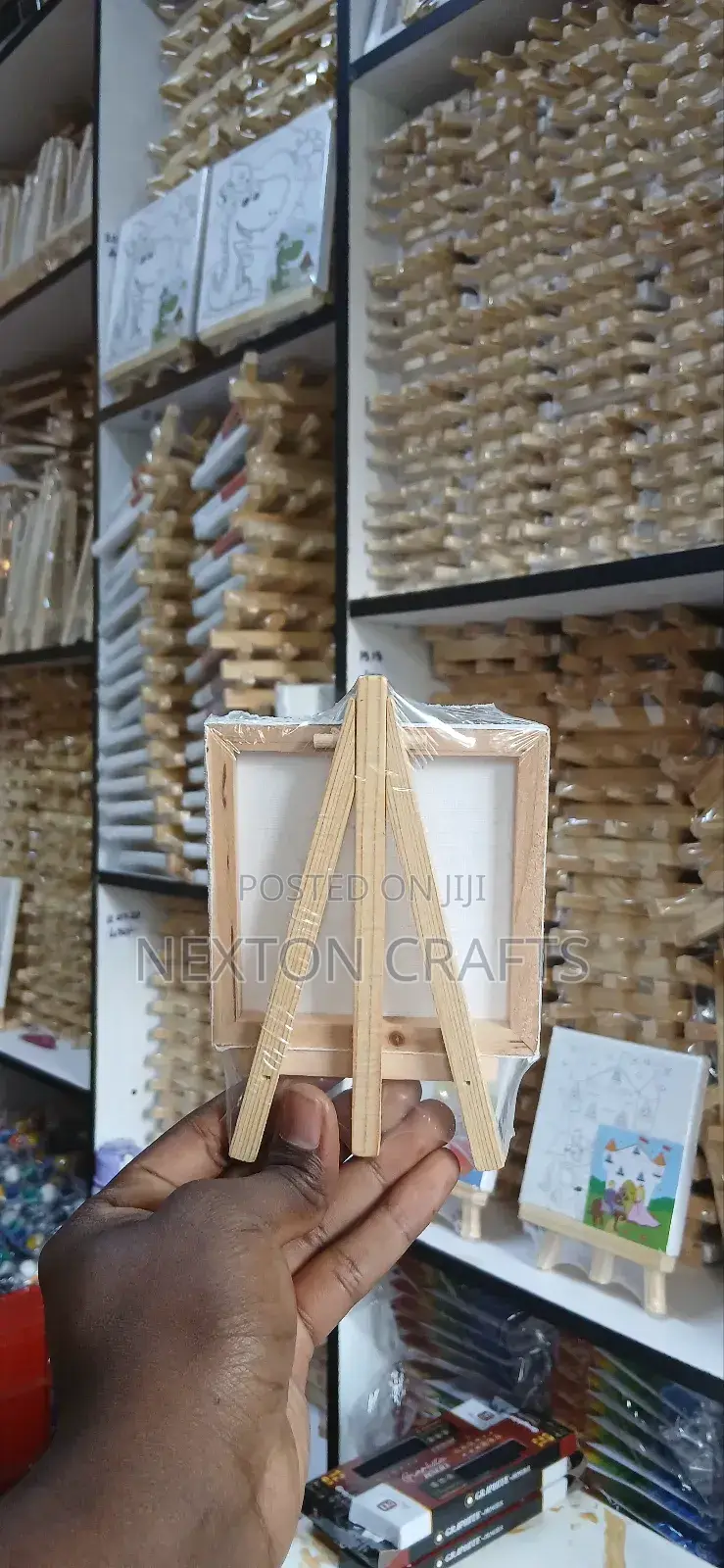 Mini Canvas With Stand