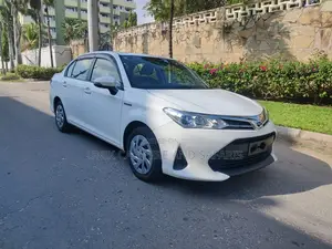 Toyota Axio 1.5 Hybrid G 2WD 2018 Pearl